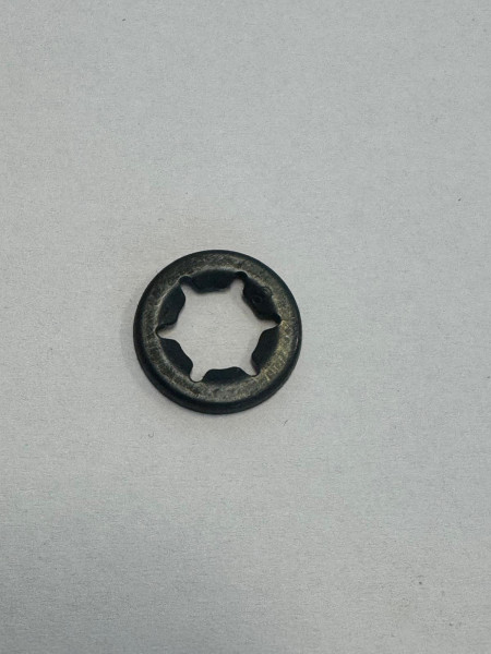 Pojistná závlačka (Starlock) na číselník nastavení výšky